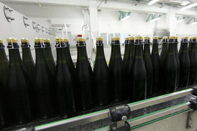 Viinin valmisteveron korottaminen on karhunpalvelus rehellisille viininvalmistajille - mielipide valmisteveron alaisten tavaroiden verokannasta