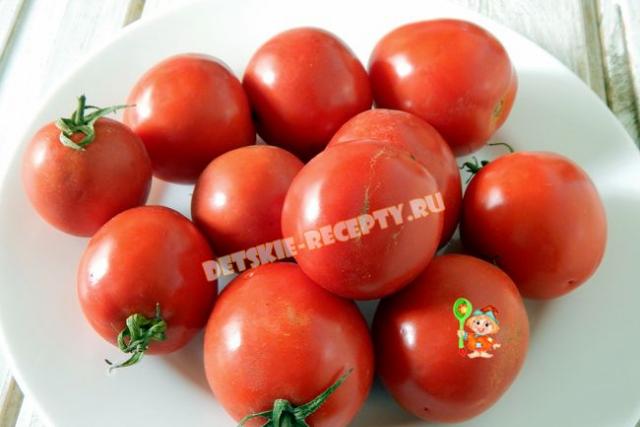 Tomat yang dimasak instan tanpa kulit Tomat asin tanpa kulit untuk musim dingin
